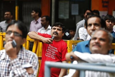 Sensex Rebounds 173 Points, Nifty Tops 8,800 in Early Trade
