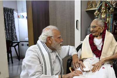 Mother Inspired Me to Focus on 'Garib Kalyan', Said Never Take Bribe: PM Modi on Her Birthday