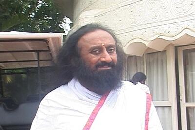 Law criminalising gay sex is obsolete, will take India back to 15th century: Sri Sri