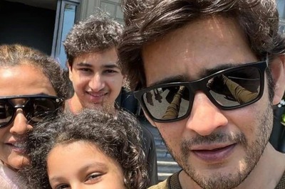 Mahesh Babu Clicks Selfie with Wife Namrata Shirodkar, Kids As They Hit Road Trip To Italy; See Pic
