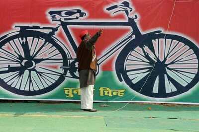 Election Commission to Decide Fate of 'Cycle' Symbol Tomorrow