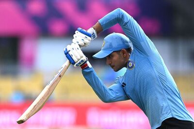 Shubman Gill Bats in the Nets Ahead of India vs Pakistan World Cup Match