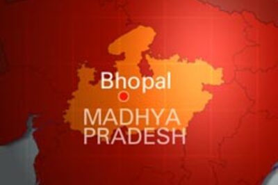 Man carries dead child till village