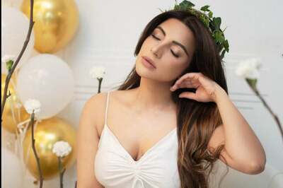 Sexy! Shama Sikander Looks Dreamy As She Flaunts Her Curves In White Satin Blouse; See Hot Photo