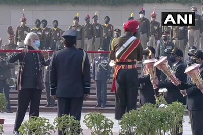 PM Modi Lights 'Swarnim Vijay Mashaal' to Start 50th Anniversary Year Celebrations of 1971 War Win