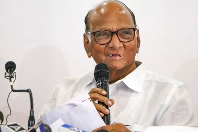 NCP Chief Sharad Pawar Meets Left Leaders to Discuss Ongoing Farmers' Protests