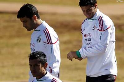 Marquez rejoins Mexico after slight injury
