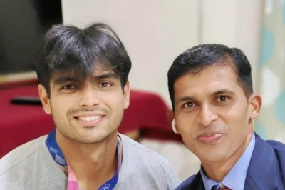 Neeraj Chopra's Ex-coach Has Last Laugh over AFI as Olympic Star Visits Him
