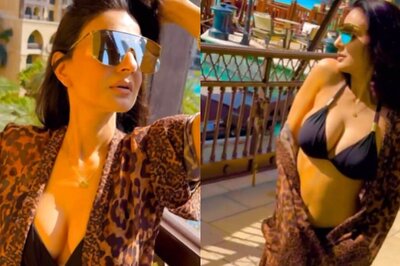 HOT! Ameesha Patel Raises The Heat In Sizzling Backless Bikini, Sexy Video Goes Viral; Watch