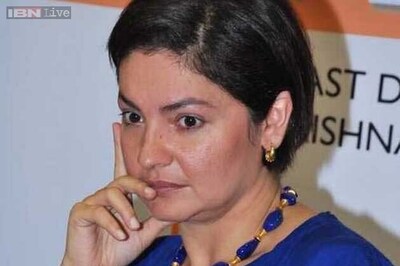 Pooja Bhatt warns against 'casting agent' misusing her name