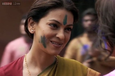 IBNLive Movie Awards 2015: Juhi Chawla wins the Best Supporting  Actor (female)  for 'Gulaab Gang'