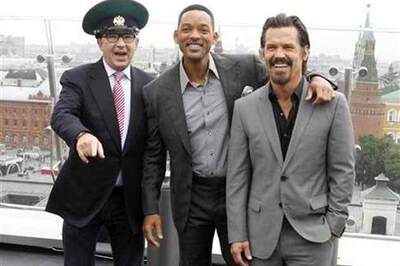 Friday Release: Agent J returns with 'MIB 3'