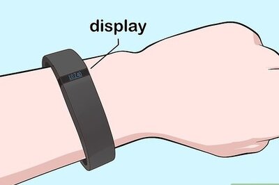 How to Wear a Fitbit