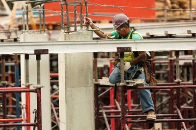 In a First, Bridge Construction to be Completed in 20 Days in Gujarat's Valsad