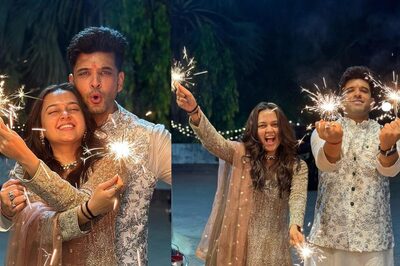 Karan Kundrra Wraps Tejasswi Prakash In His Arms As They Celebrate Diwali, Light Up Phuljhadis; Photos