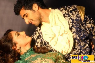  Didn't take any tips from cousin Vivek: Akshay Oberoi