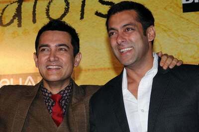 Aamir Khan Cheers For Salman Khan's Race 3