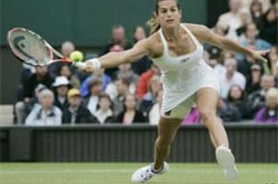 US Open: Mauresmo beats Delchy, sails to Rd 2