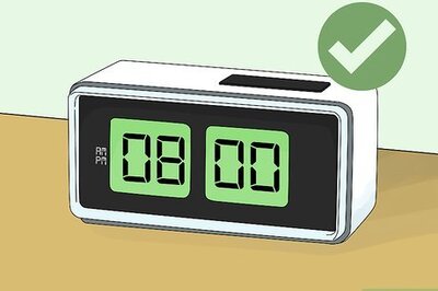 How to Introduce Books to Toddlers