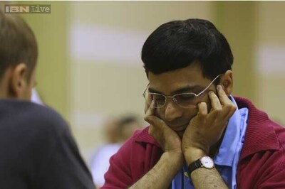 Viswanathan Anand falls behind in World Blitz after three losses on day 1