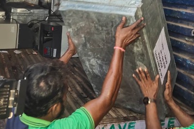 SSC Scam: After TMC Leaders Demand Sacking of Partha, Abhishek Calls Emergency Meeting. Will Party Take Action?