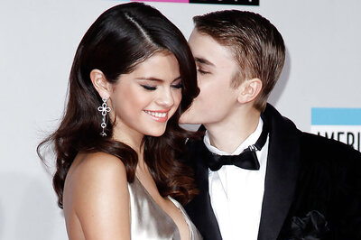 Justin Bieber, Selena Gomez Behaving Like 'Lovesick School Kids'