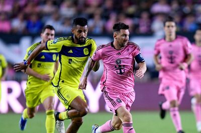 Lionel Messi and Luis Suarez Fire Miami Into CONCACAF Quarters