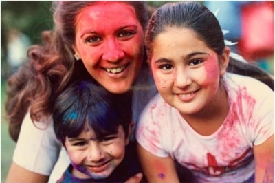 Sara Ali Khan Shares Throwback Pic with Ibrahim and Amrita Singh
