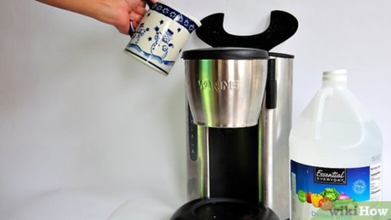 How to Maintain a Coffee Maker