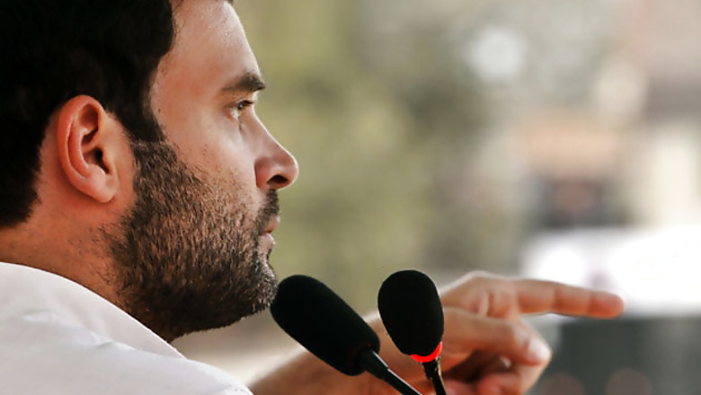 Rahul Gandhi, Priyanka hold close door meeting with party worker in Amethi