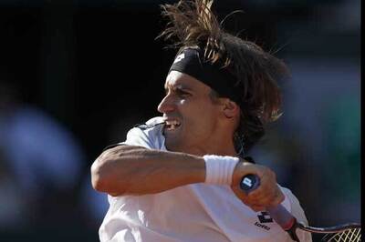 Ferrer beats Janowicz to reach semis at Valencia