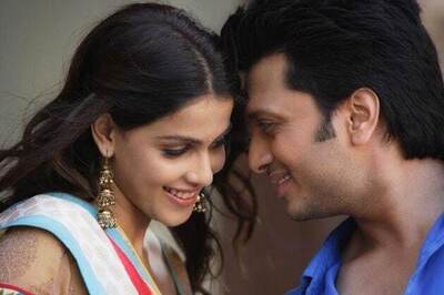 Genelia is a better actor than me: Riteish