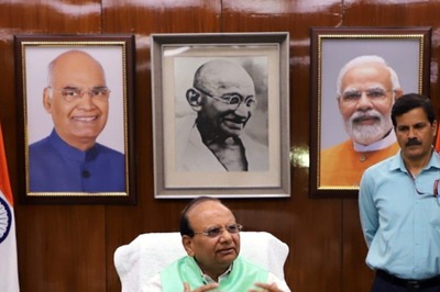 After CBI Raids Manish Sisodia, Delhi LG Orders Immediate Transfer of 12 IAS Officers