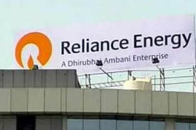Reliance office attacked by suspected Shiv Sena men