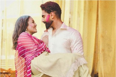 When Neha Kakkar's Co-star Got Tired Lifting Her During Song Shoot