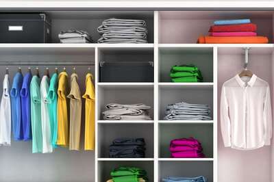 Make Your Closet Look Clutter-Free with These Easy Tips