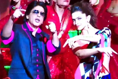 Shah Rukh's 'Chennai Express' is a big hit in Karachi