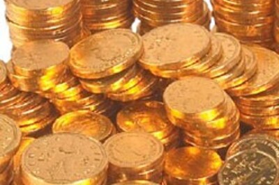 Gold prices zoom to Rs 9,685