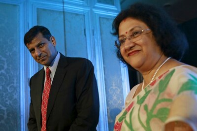 SBI Chief Arundhati Frontrunner To Replace Rajan as RBI Governor