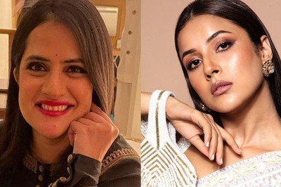 Sona Mohapatra Steps Up Attack On Shehnaaz Gill In a Cryptic Tweet - Do You Know Why?