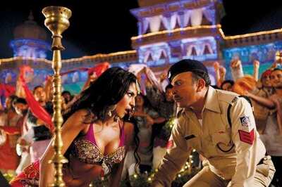 Movie screening for Anna could lead to piracy?