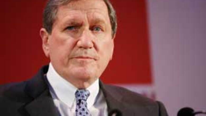 Richard Holbrooke arrives in Pakistan