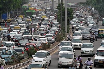 Traffic Advisory for Kejriwal’s Swearing-in Ceremony Today: Avoid These Roads from 8am to 2pm