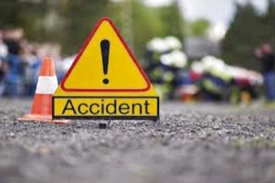 1 Killed, 6 Injured as Pick-up Van Hits Height Barrier in Bihar's Begusarai District