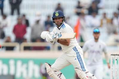 'Looking Like A Warrior': Fans Heap Praise on Kuldeep Yadav's 131-Ball Innings Against England