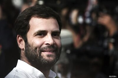 Congress workers celebrate as Rahul Gandhi turns 45