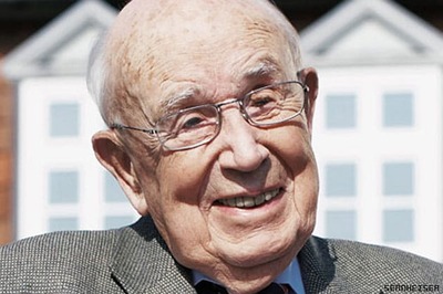 Audio pioneer Fritz Sennheiser dies