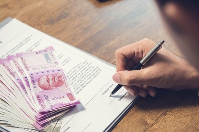 NPS Subscribers Can Now Invest Up To 75% In Equity — Here's What It Means