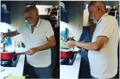 Mahesh Bhatt and Soni Razdan Prepare Meal Together, Alia Bhatt Can't Hide Excitement