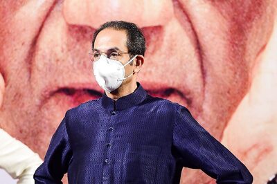 Security Increased at Sena HQ, Matoshree; Mumbai Police Commissioner Meets CM Thackeray